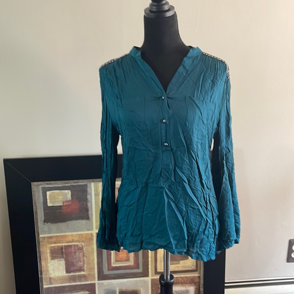 Tunic with beaded shoulder detail
